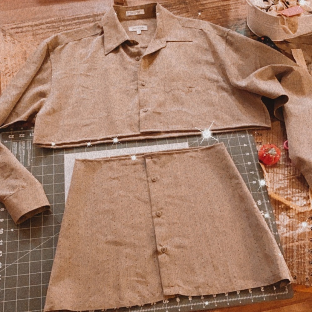 Custom handmade button up sets - Picture 4 of 4